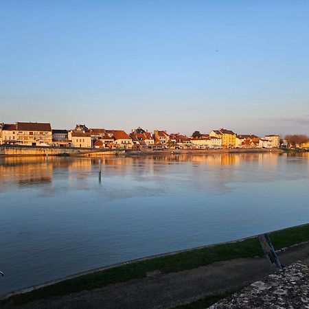 Auberge De La Marine Losne ภายนอก รูปภาพ